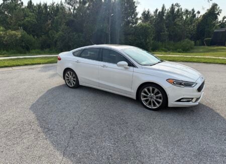 NKLL Ford Fusion Platinum