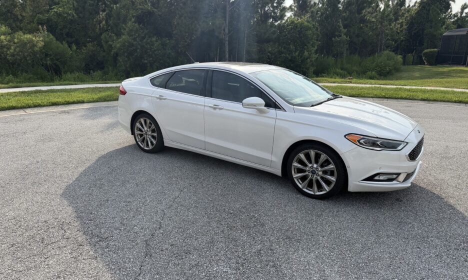 NKLL Ford Fusion Platinum